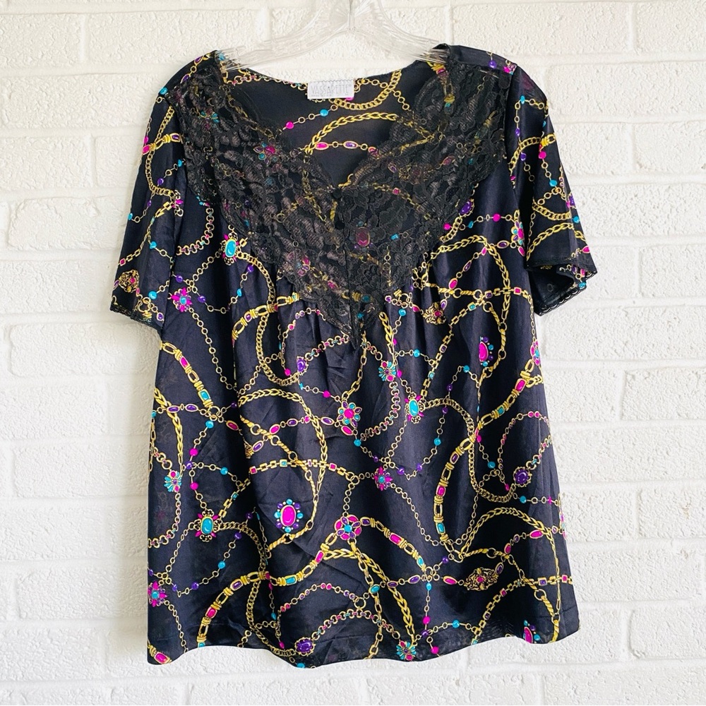 Vintage 1980s VASSARETTE Jewelry Print on Black Chain Print PJ Set Lace Medium